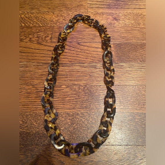 Tortoise Shell Necklace - Picture 1 of 4